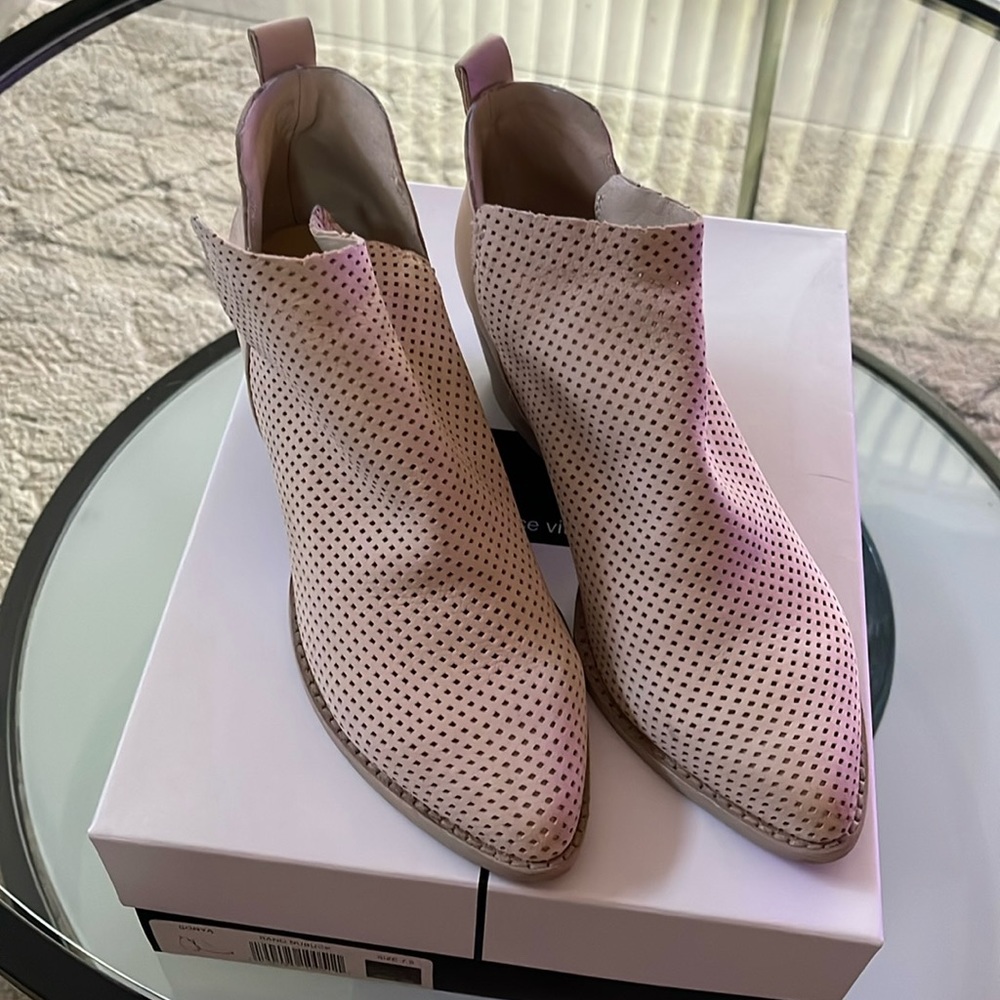 Dolce Vita Booties